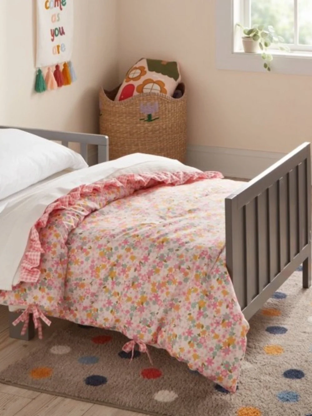 PILLOWFORT NWT Toddler Crinkle Bow Gingham Floral Kids' Comforter -multi